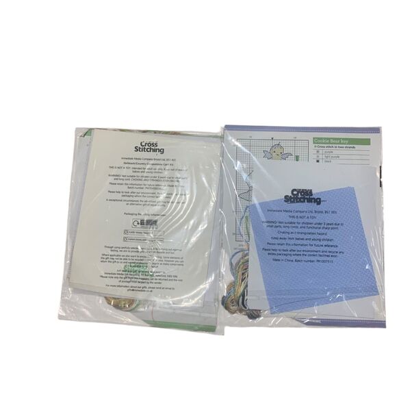 The World of Cross Stitching Animal Card Making Kit Lot of 2 Crafty - Picture 2 of 2